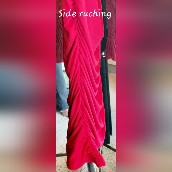 RAMPAGE spaghetti straps, cowl neck, razor back stunning blouse in RED sz Med - Picture 4 of 5